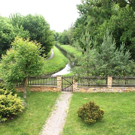 Hostel Zamosc - Pokoje Goscinne - Bezplatny Parking 外观 照片