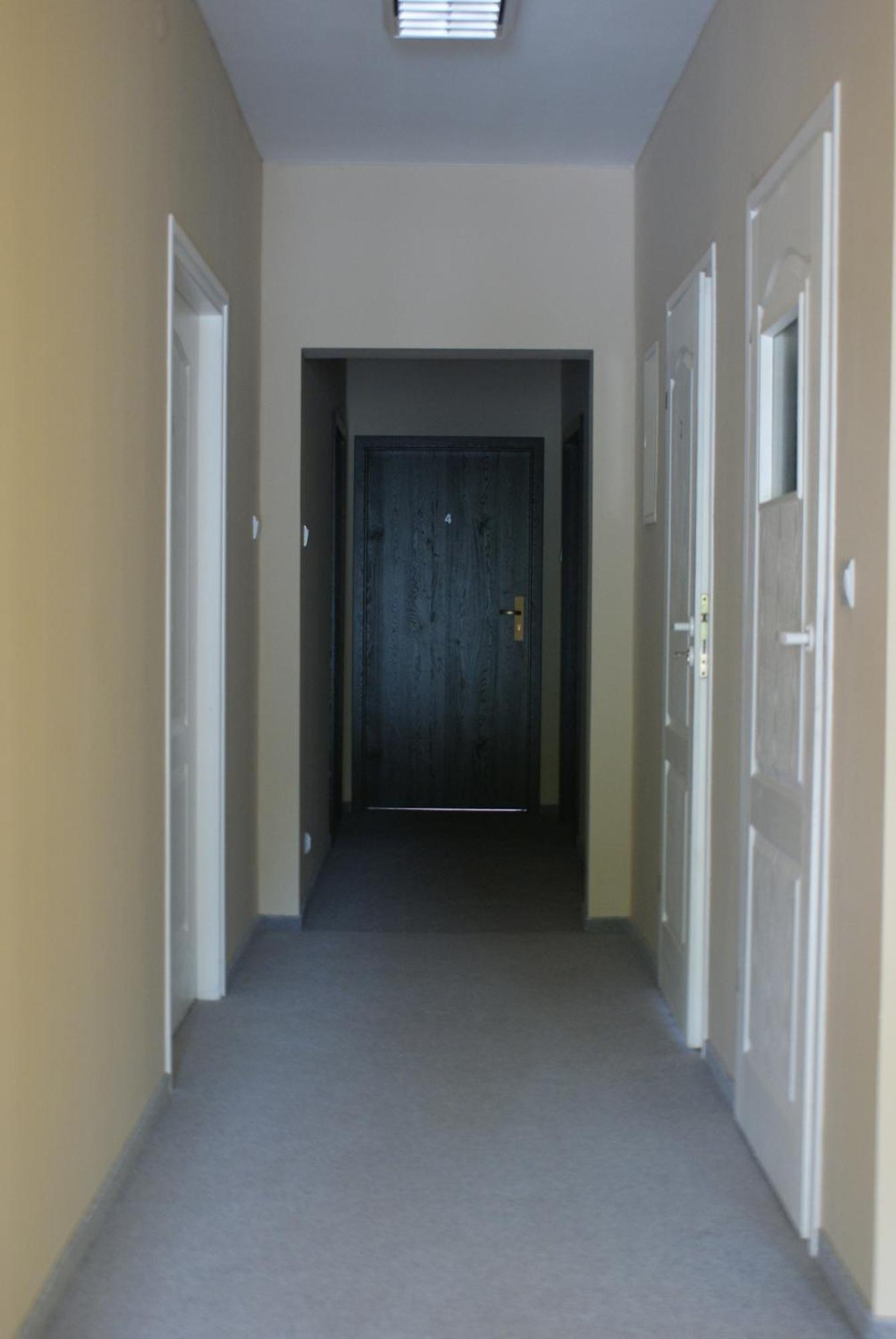 Hostel Zamosc - Pokoje Goscinne - Bezplatny Parking 外观 照片