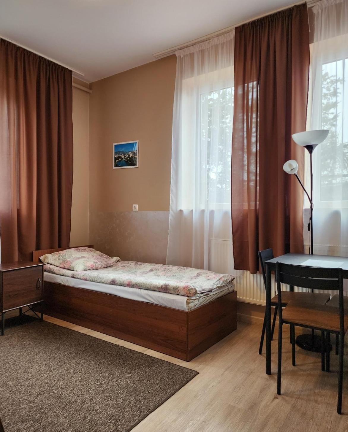 Hostel Zamosc - Pokoje Goscinne - Bezplatny Parking 外观 照片