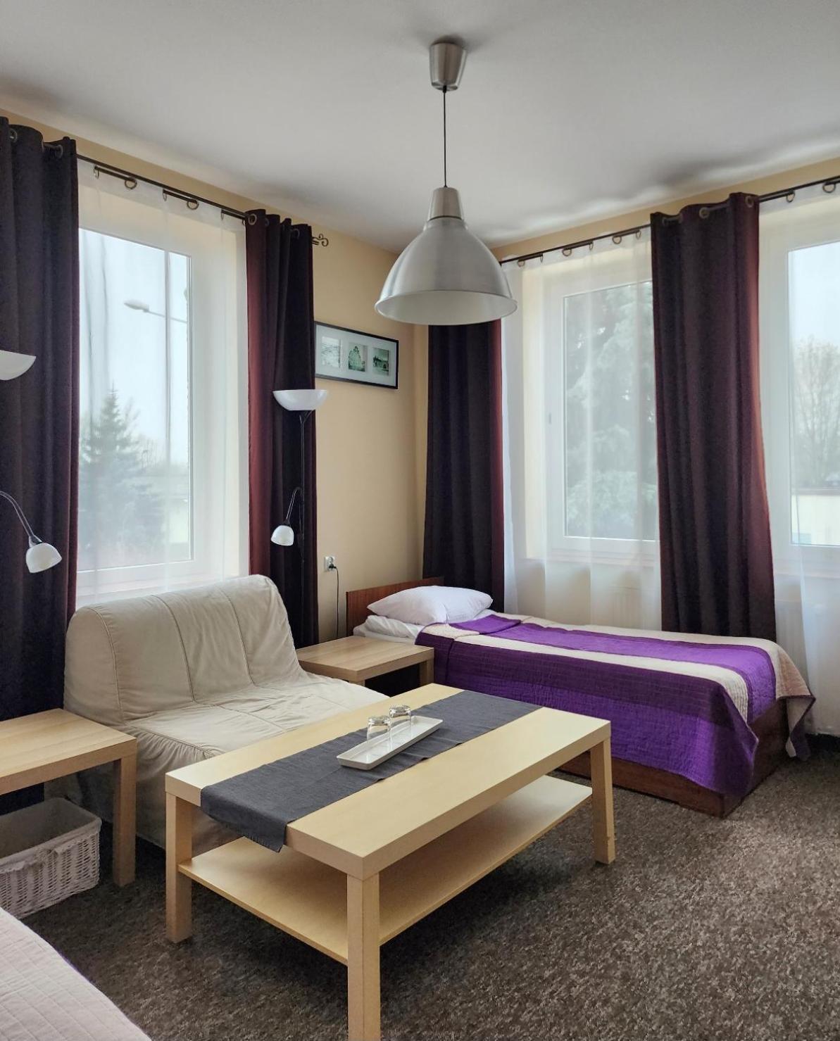 Hostel Zamosc - Pokoje Goscinne - Bezplatny Parking 外观 照片
